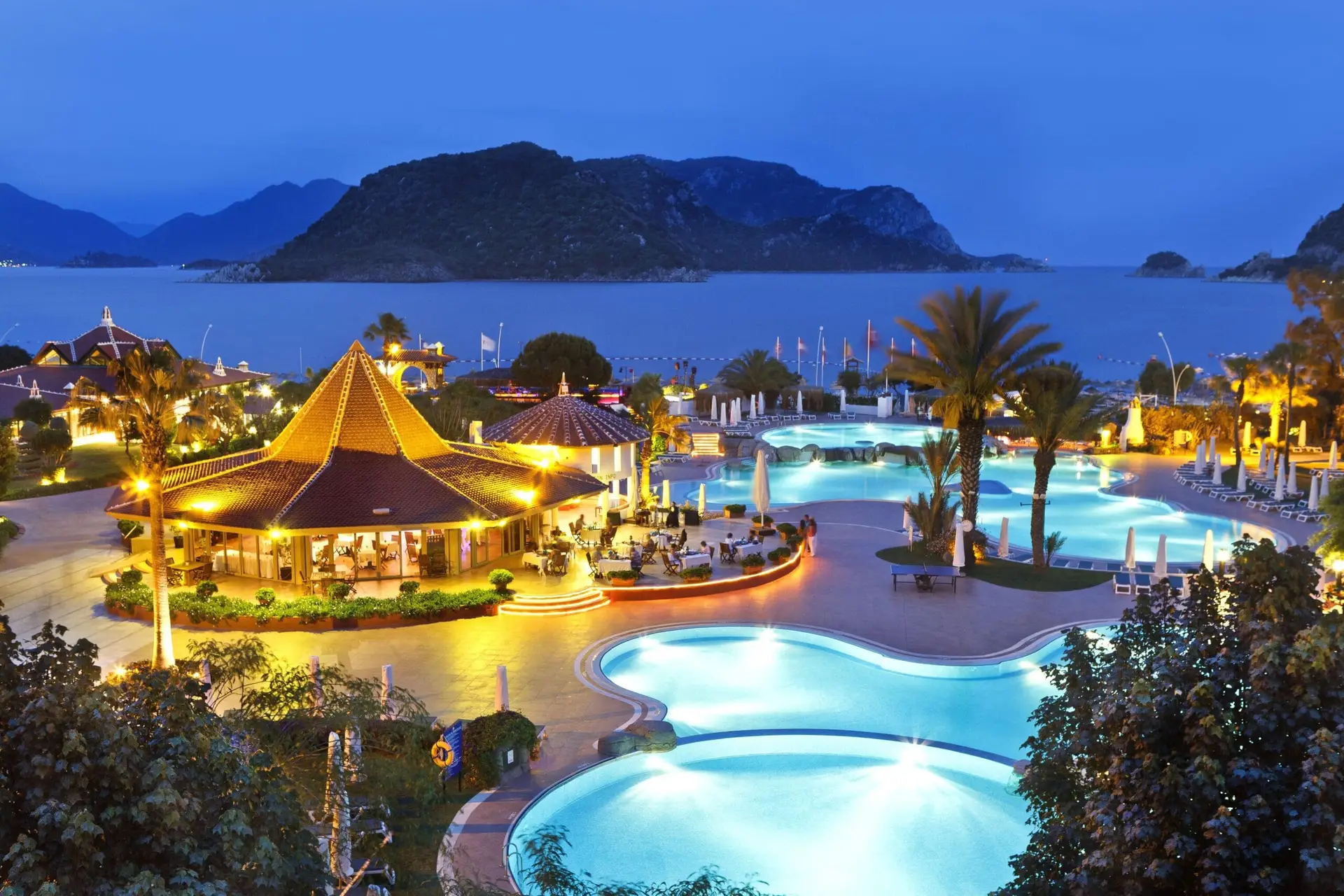 Marti-Resort-Deluxe-Hotel-Marmaris-Exterior